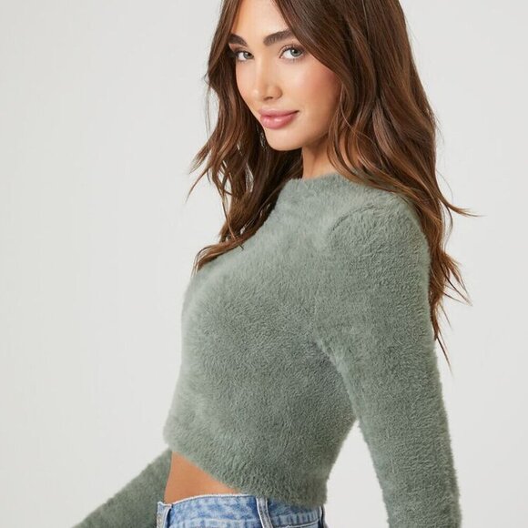 Medium NWT Green Haze Forever 21 Fitted Fuzzy Knit Cropped Top Sweater Soft Sexy - Picture 4 of 5